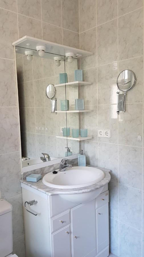 Rosalalinda - Cosy Semi-Detached Home With Sea Views And Large Terrace Moraira Bagian luar foto