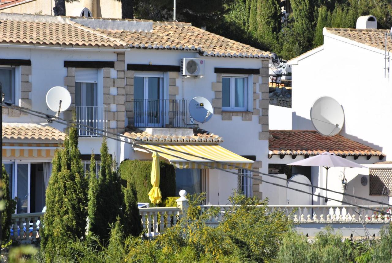 Rosalalinda - Cosy Semi-Detached Home With Sea Views And Large Terrace Moraira Bagian luar foto